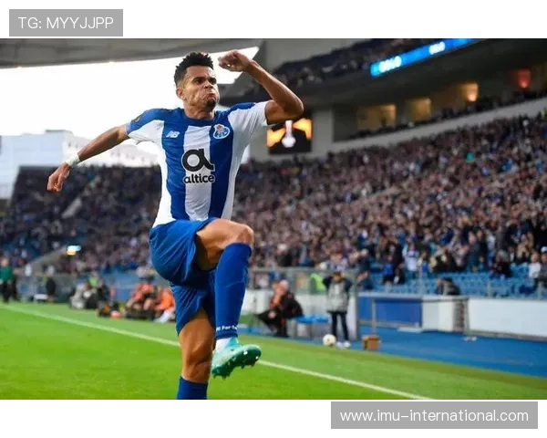 埃贝尔赞迪亚斯攻防兼备的出色表现展现了积极防守的精神